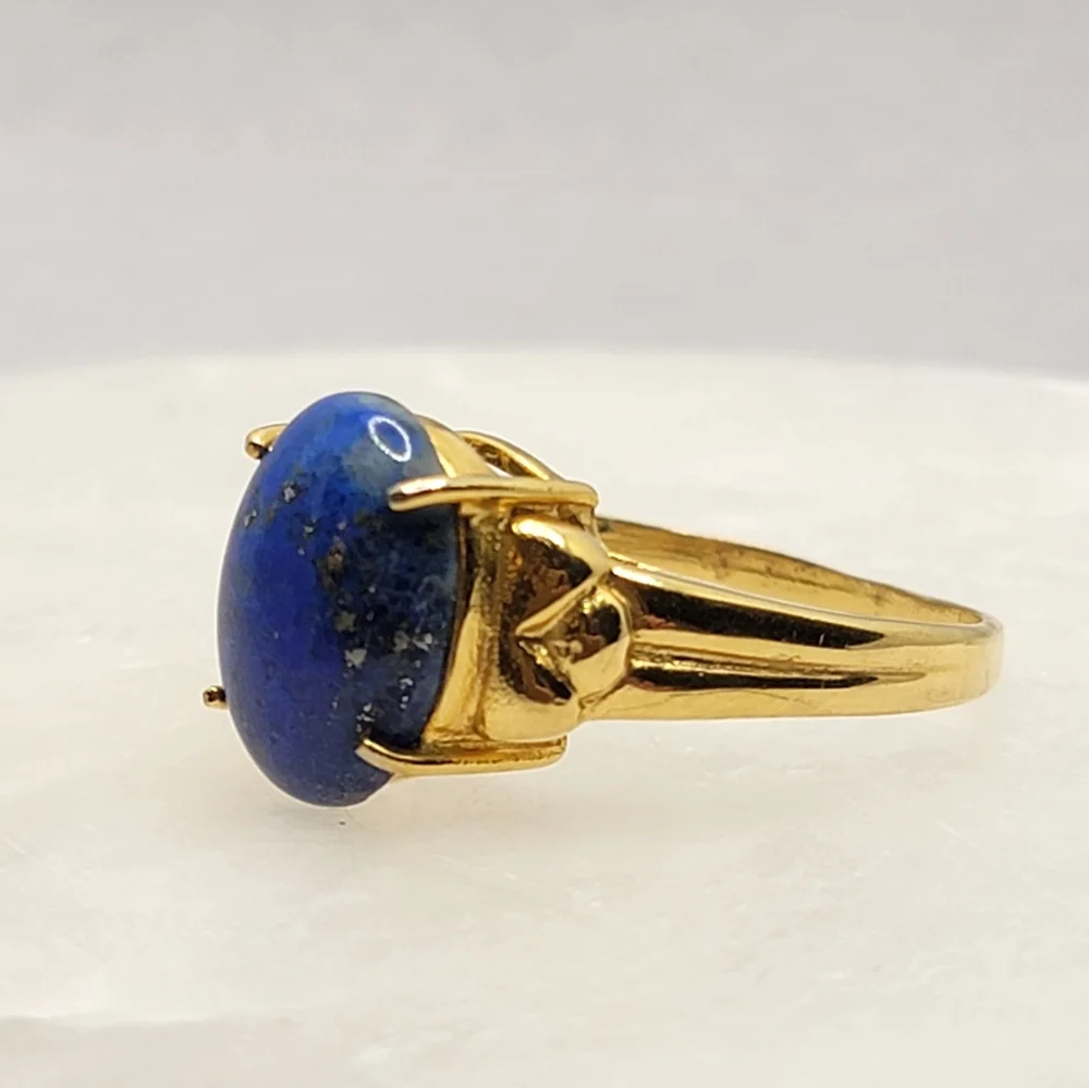 Vintage Lapis Gold Tone Cabochon Ring